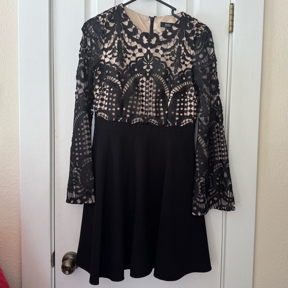 Aidan Mattox Black Lace Fit & Flare‎ Dress Size 8 Evening Semi Formal Date Night - Picture 4 of 9